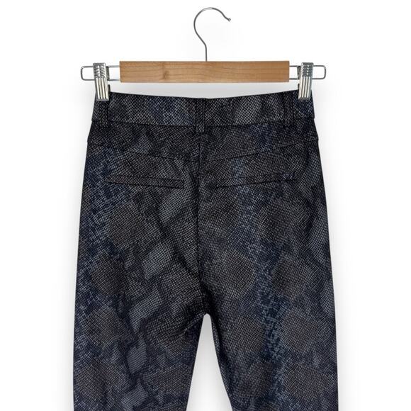Zara Trafaluc Women's Snake Skin Print Leggings Size XS Blue Black Zipper Leg - Picture 4 of 7